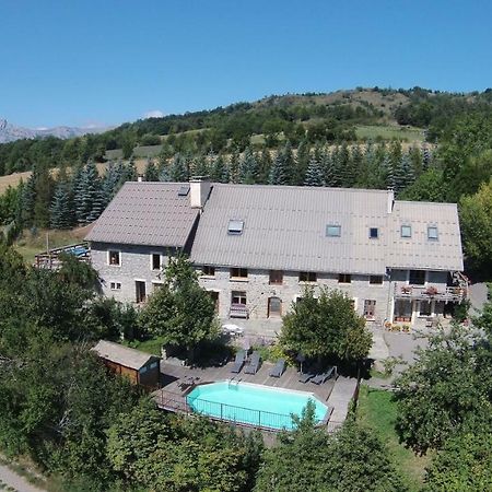 Chambre D'Hotes La Grange Des Ecrins Chabottes Экстерьер фото